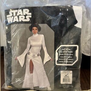 Princess Leia Costume and wig